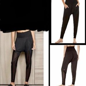 Alo Yoga Axis Harem Pant